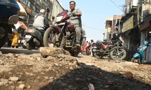 Mathura: नगर निगम की क्रेन ट्रैफिक सुधार के लिए फिर दौड़ेगी
