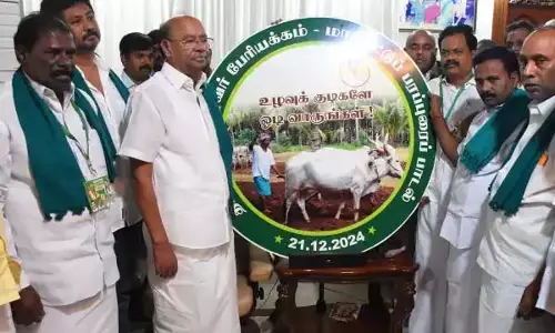 ‘तमिलनाडु में किसानों का अपमान’