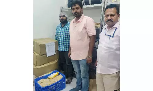 खाद्य सुरक्षा अधिकारियों ने Madhapur के आरामभम रेस्टोरेंट में एक्सपायर हो चुका आटा जब्त किया