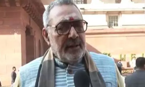 गिरिराज सिंह ने VHP के कार्यक्रम में दिए गए भाषण का किया समर्थन गिरिराज सिंह ने VHP के कार्यक्रम में दिए गए भाषण का किया समर्थन