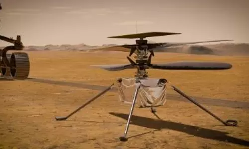 NASA ने मंगल ग्रह पर खड़े किए गए इंजीन्यूटी हेलीकॉप्टर की जांच की