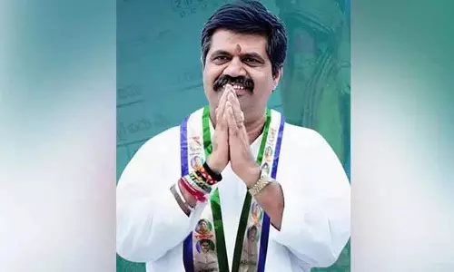 पूर्व आंध्र प्रदेश मंत्री ने BRS शासन के दौरान हैदराबाद के विकास की सराहना की