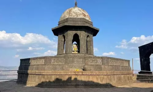 रायगढ़ किले अपडेट: पछाड़ में शिव सृष्टि के निर्माण की परियोजना में तेजी रायगढ़ किले अपडेट: पछाड़ में शिव सृष्टि के निर्माण की परियोजना में तेजी