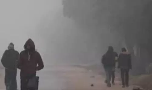 Weather : झारखंड में सर्दी का अटैक, अगले तीन दिनों तक चलेगी शीतलहरी Weather : झारखंड में सर्दी का अटैक, अगले तीन दिनों तक चलेगी शीतलहरी