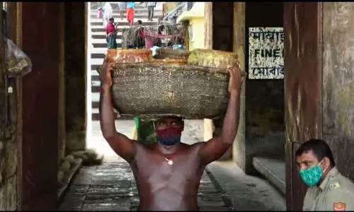 Puri MP ने ओडिशा के प्रमुख रेलवे स्टेशनों पर पुरी श्रीमंदिर की ‘अबाधा’ उपलब्ध कराने का प्रस्ताव रखा