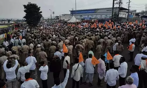 Bommai: पंचमसाली प्रदर्शनकारियों पर लाठियां बरसाने वाले अधिकारियों को निलंबित करें Bommai: पंचमसाली प्रदर्शनकारियों पर लाठियां बरसाने वाले अधिकारियों को निलंबित करें