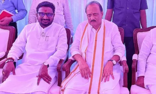 वित्त मंत्रालय को लेकर अजित पवार और अमोल मितकारी का महायुति पर हमला