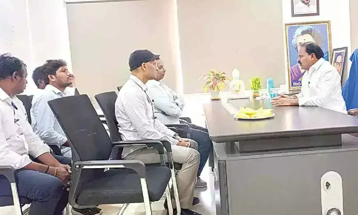 बस यात्रियों को कोई असुविधा न हो, यह सुनिश्चित किया जाए: MLA