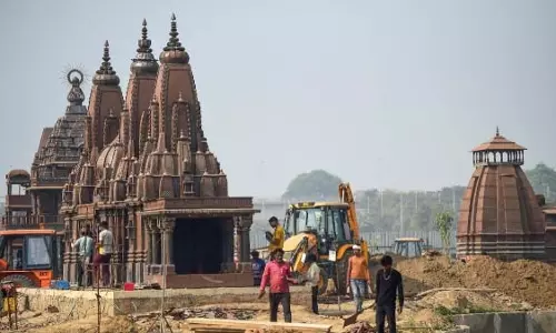 प्रयागराज में 12 ज्योर्तिलिंग और 4 धाम का PM मोदी करेंगे उद्घाटन, देखें झलक