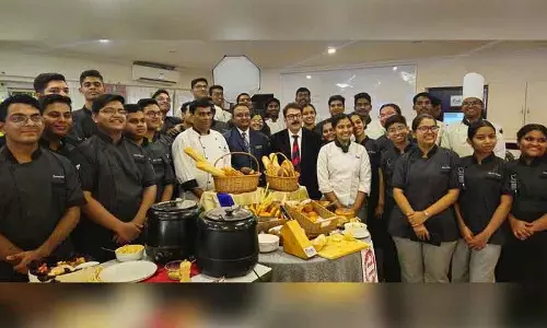 इंस्टीट्यूट ऑफ होटल मैनेजमेंट Hyderabad के छात्रों ने क्रिसमस का जश्न मनाया इंस्टीट्यूट ऑफ होटल मैनेजमेंट Hyderabad के छात्रों ने क्रिसमस का जश्न मनाया