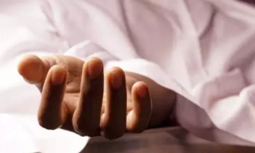Tikamgarh : कुएं में मिली व्यक्ति की लाश, पुलिस मौके पर पहुंची Tikamgarh : कुएं में मिली व्यक्ति की लाश, पुलिस मौके पर पहुंची