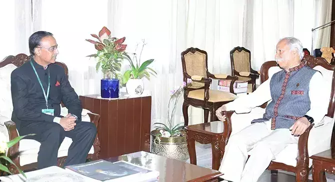 Governor ने उपलब्ध रक्षा भूमि के सर्वोत्तम उपयोग का आह्वान किया