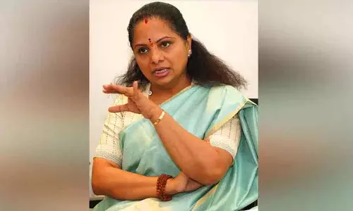 Kavitha ने कांग्रेस से बय्याराम स्टील प्लांट की स्थापना के लिए केंद्र पर दबाव बनाने की मांग की Kavitha ने कांग्रेस से बय्याराम स्टील प्लांट की स्थापना के लिए केंद्र पर दबाव बनाने की मांग की