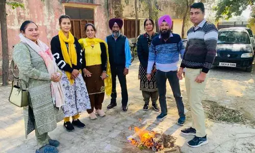 Amritsar: मास्टर कैडर यूनियन अध्यापकों ने किया विरोध प्रदर्शन Amritsar: मास्टर कैडर यूनियन अध्यापकों ने किया विरोध प्रदर्शन