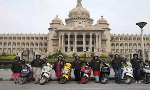 Uber ने बेंगलुरु में सुरक्षा और लचीली सवारी के लिए उबरमोटो वुमेन लॉन्च किया