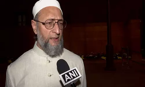 पूजा स्थल अधिनियम को चुनौती देने वाली याचिकाओं पर SC के आदेश पर ओवैसी ने कही ये बात पूजा स्थल अधिनियम को चुनौती देने वाली याचिकाओं पर SC के आदेश पर ओवैसी ने कही ये बात