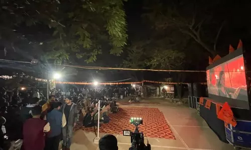 ABVP ने JNU में द साबरमती रिपोर्ट की स्क्रीनिंग के दौरान पथराव का लगाया आरोप ABVP ने JNU में द साबरमती रिपोर्ट की स्क्रीनिंग के दौरान पथराव का लगाया आरोप