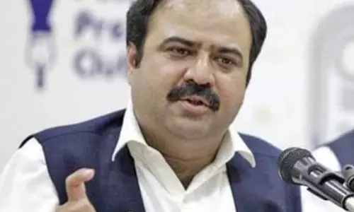 QWP नेता ने पीटीआई सरकार पर केपी की सुरक्षा की अनदेखी का आरोप लगाया