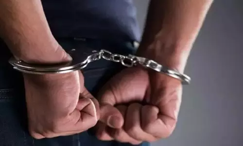 Online trading scam: पुलिस ने केरल में खच्चर खाताधारक को गिरफ्तार किया Online trading scam: पुलिस ने केरल में खच्चर खाताधारक को गिरफ्तार किया