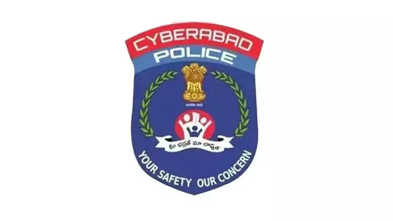 Telangana: पुलिस ने ग्रुप-II परीक्षा केंद्रों के पास 5 या अधिक लोगों के एकत्र होने पर रोक लगाई