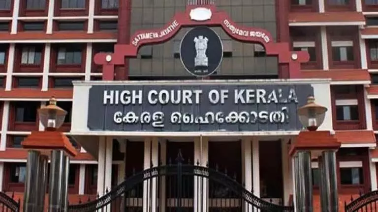 महिलाओं के कपड़ों के आधार पर उनका मूल्यांकन अस्वीकार्य: High Court