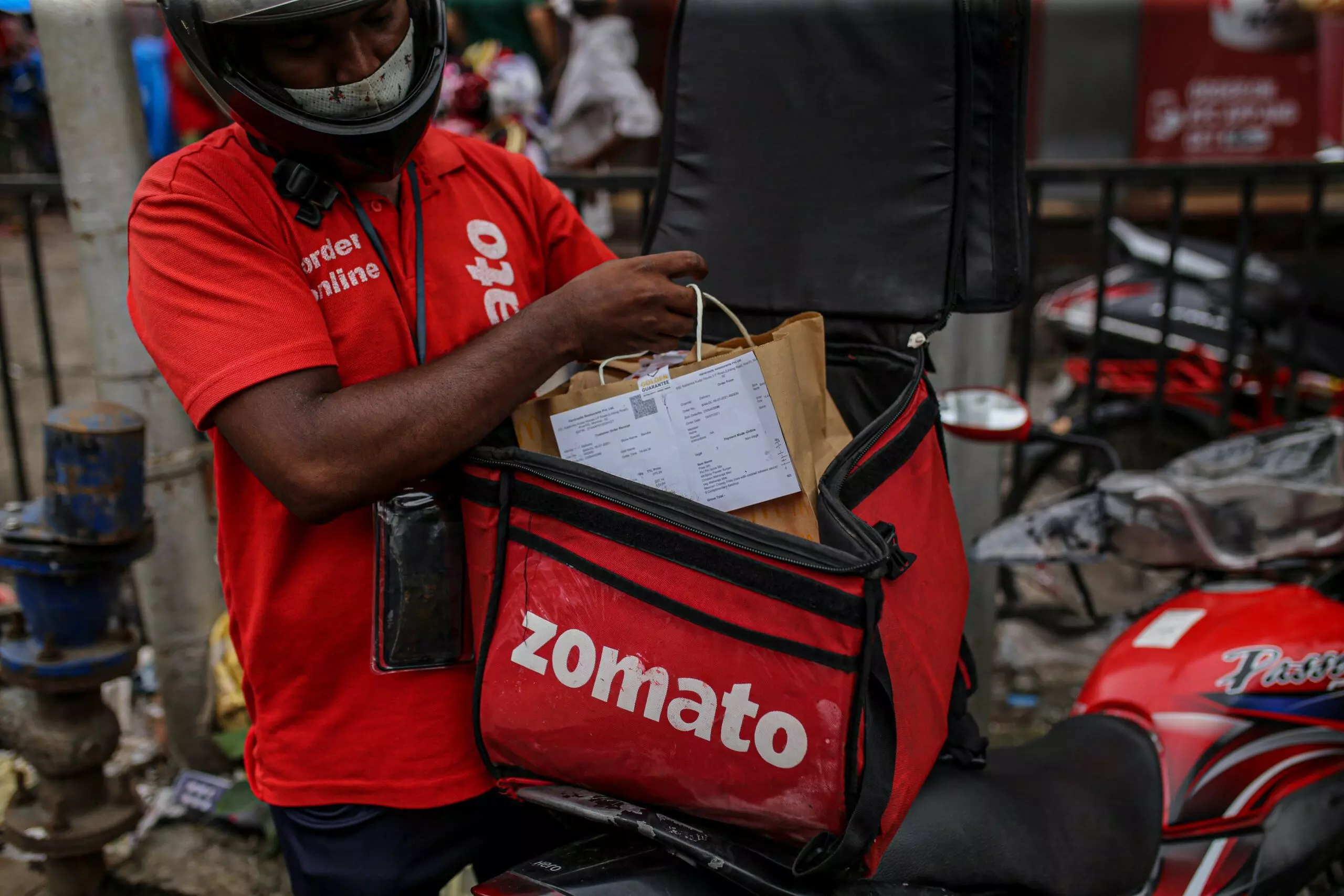 Zomato ने एक बड़ा कदम उठाते हुए एक नया ऐप लॉन्च किया