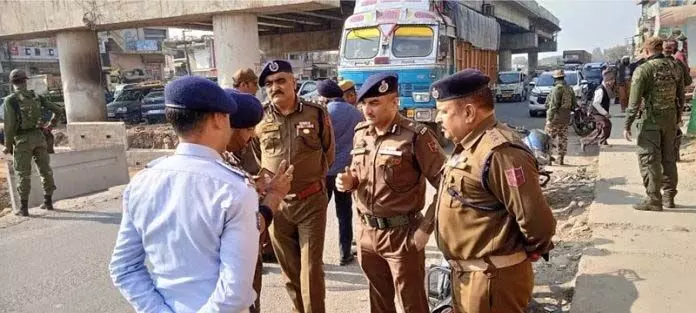 IGP ट्रैफिक जम्मू-कश्मीर ने सांबा-कठुआ में स्थिति और निर्माण कार्यों की समीक्षा की