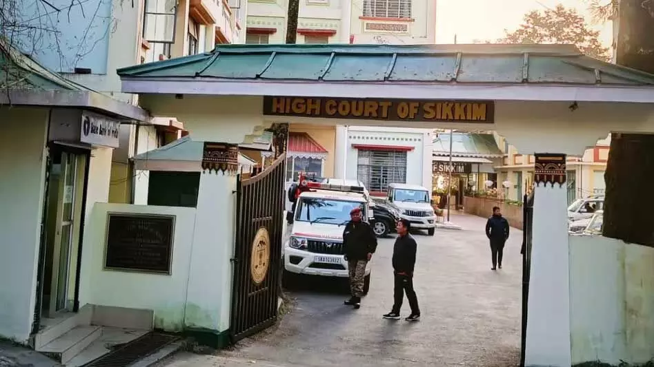 Sikkim उच्च न्यायालय ने ऊर्जा लिमिटेड में पारदर्शिता और पर्यावरण संबंधी चिंताओं पर जनहित याचिका पर सुनवाई