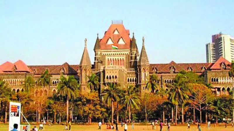 Mumbai: बॉम्बे हाईकोर्ट ने अवैध फेरीवालों को लेकर राज्य पुलिस को लगाई फटकार