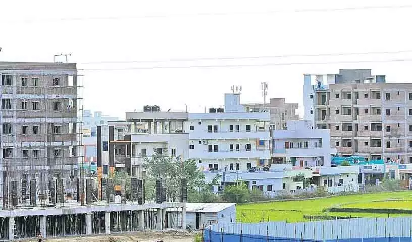 Adilabad में रियल एस्टेट सेक्टर संकट में