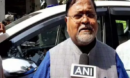 Partha Chatterjee की जमानत याचिका पर सुप्रीम कोर्ट आज सुनाएगा फैसला Partha Chatterjee की जमानत याचिका पर सुप्रीम कोर्ट आज सुनाएगा फैसला