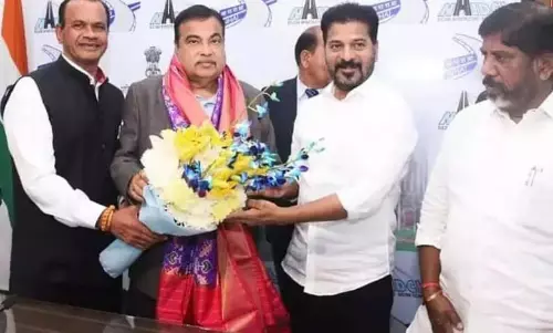 A Revanth Reddy ने 62 किलोमीटर एलिवेटेड कॉरिडोर को मंजूरी देने का आग्रह किया