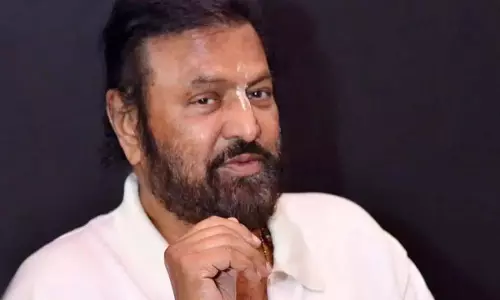 Mohan Babu ने पत्रकार पर हमला करने पर खेद जताया Mohan Babu ने पत्रकार पर हमला करने पर खेद जताया
