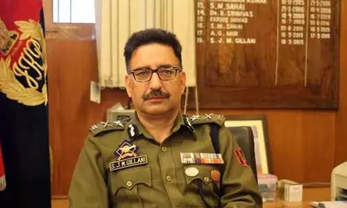 J-K: एस जे एम गिलानी को डीजीपी ग्रेड में पदोन्नत किया गया