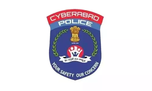 Police ने ग्रुप-II परीक्षा केंद्रों के पास 5 या अधिक लोगों के एकत्र होने पर रोक लगाई Police ने ग्रुप-II परीक्षा केंद्रों के पास 5 या अधिक लोगों के एकत्र होने पर रोक लगाई