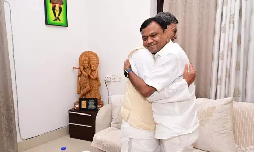 दीपक बैज ने चरण दास महंत को दी जन्मदिन की बधाई दीपक बैज ने चरण दास महंत को दी जन्मदिन की बधाई