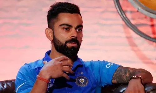 Kohli ने टीम को संबोधित किया