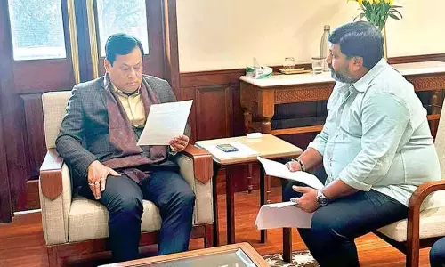 Andhra: विधायक ने चिन्नागंजम में जहाज निर्माण उद्योग की मांग की Andhra: विधायक ने चिन्नागंजम में जहाज निर्माण उद्योग की मांग की