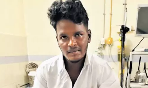 Andhra में माता-पिता द्वारा बाइक खरीदने से मना करने पर किशोर ने निगल ली चार चाबियां