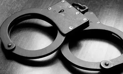 Assam पुलिस एसटीएफ ने हेरोइन जब्त की, ड्रग तस्कर को गिरफ्तार Assam पुलिस एसटीएफ ने हेरोइन जब्त की, ड्रग तस्कर को गिरफ्तार
