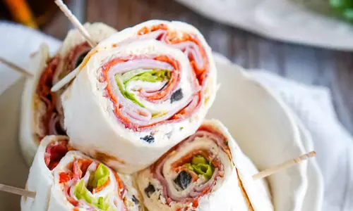 इटालियन पिनव्हील्स रेसिपी