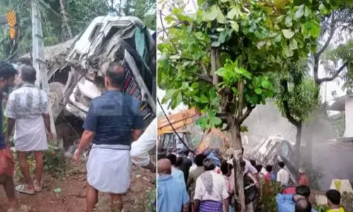 Kerala : पलक्कड़ दुर्घटना सीएम विजयन ने चार छात्राओं की मौत