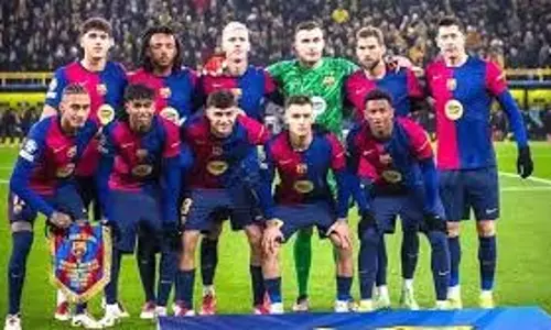 CL Trophy: बार्सा ने डॉर्टमुंड को हराकर दूसरा स्थान हासिल किया CL Trophy: बार्सा ने डॉर्टमुंड को हराकर दूसरा स्थान हासिल किया