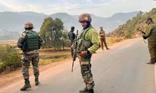 अवैध रूप से भारत में प्रवेश की कोशिश करते हुए विदेशी नागरिक सीमा पर कब्जा किया