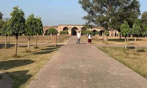 INTACH मुगलकालीन नकोदर दखनी सराय की उपेक्षा से चिंतित INTACH मुगलकालीन नकोदर दखनी सराय की उपेक्षा से चिंतित