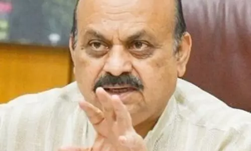 बोम्मई ने एक राष्ट्र, एक चुनाव के कदम को PM Modi का साहसिक फैसला बताया बोम्मई ने एक राष्ट्र, एक चुनाव के कदम को PM Modi का साहसिक फैसला बताया