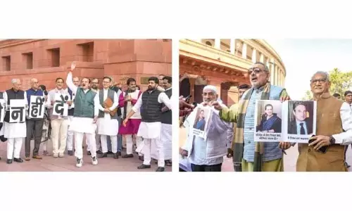 Nagaland : सोनिया-सोरोस’, ‘अडानी-मोदी’ भाजपा और विपक्षी सांसदों के बीच पोस्टर युद्ध Nagaland : सोनिया-सोरोस’, ‘अडानी-मोदी’ भाजपा और विपक्षी सांसदों के बीच पोस्टर युद्ध