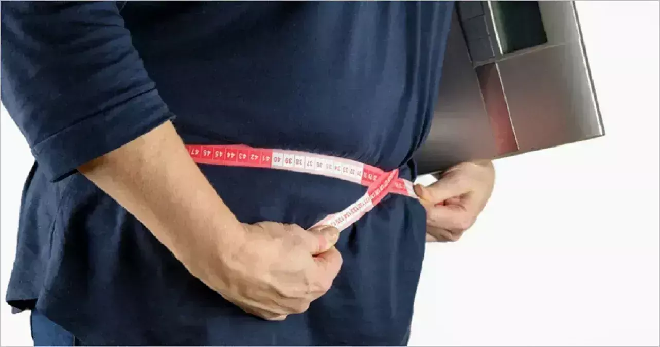Lifestyle: वजन कम करने के लिए आज से ही अपना लें अपनी सुबह की यह आदतें Lifestyle: वजन कम करने के लिए आज से ही अपना लें अपनी सुबह की यह आदतें