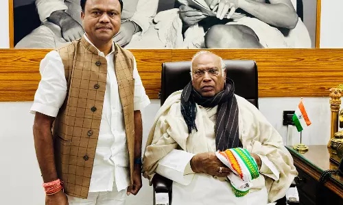 दीपक बैज ने की मल्लिकार्जुन खड़गे से मुलाकात, छत्तीसगढ़ कांग्रेस संगठन में बदलाव जल्द