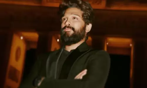 Allu Arjun: हाईकोर्ट पहुंचे एक्टर अल्लू अर्जुन, सुनवाई जारी
